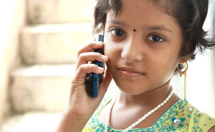 mobile phone india LTE