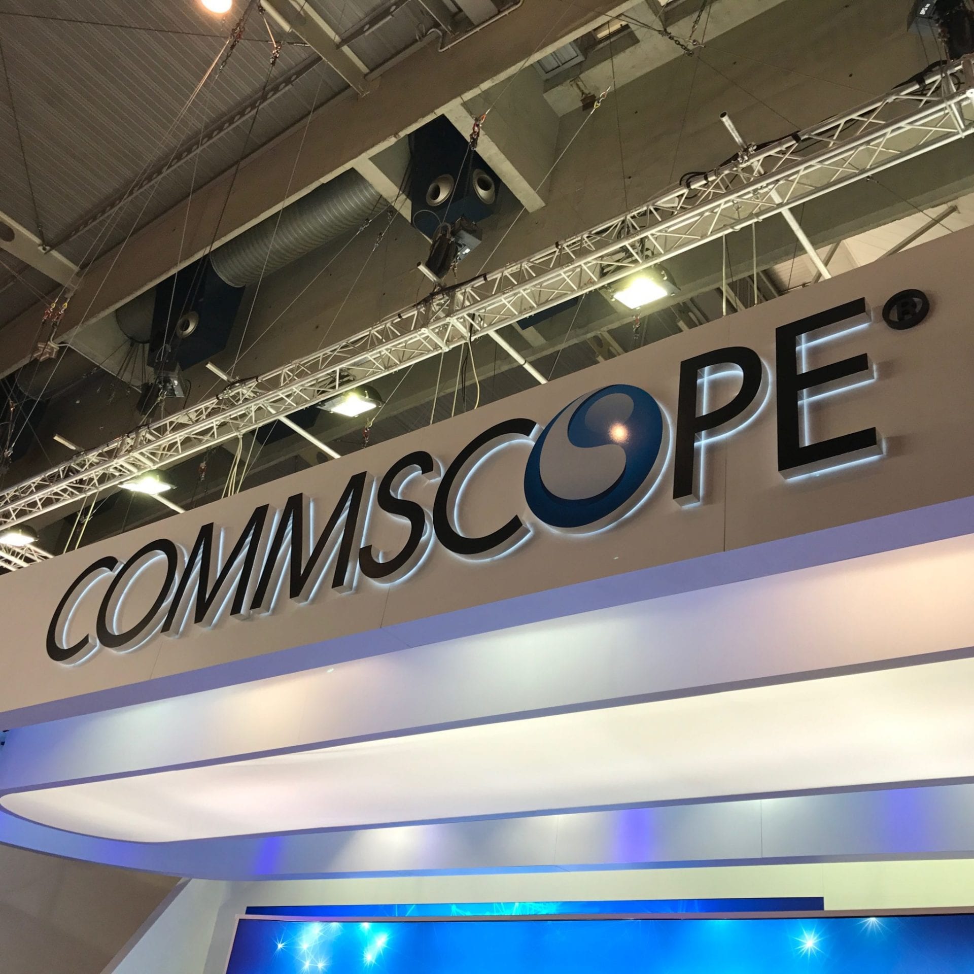 CommScope launches new ultrawideband 4x4 MIMO antenna RCR Wireless News