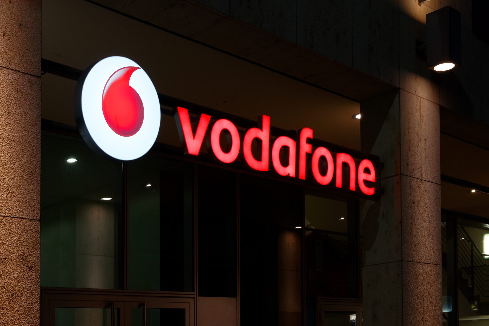Vodafone and NTT Docomo to simplify open RAN testing and integration