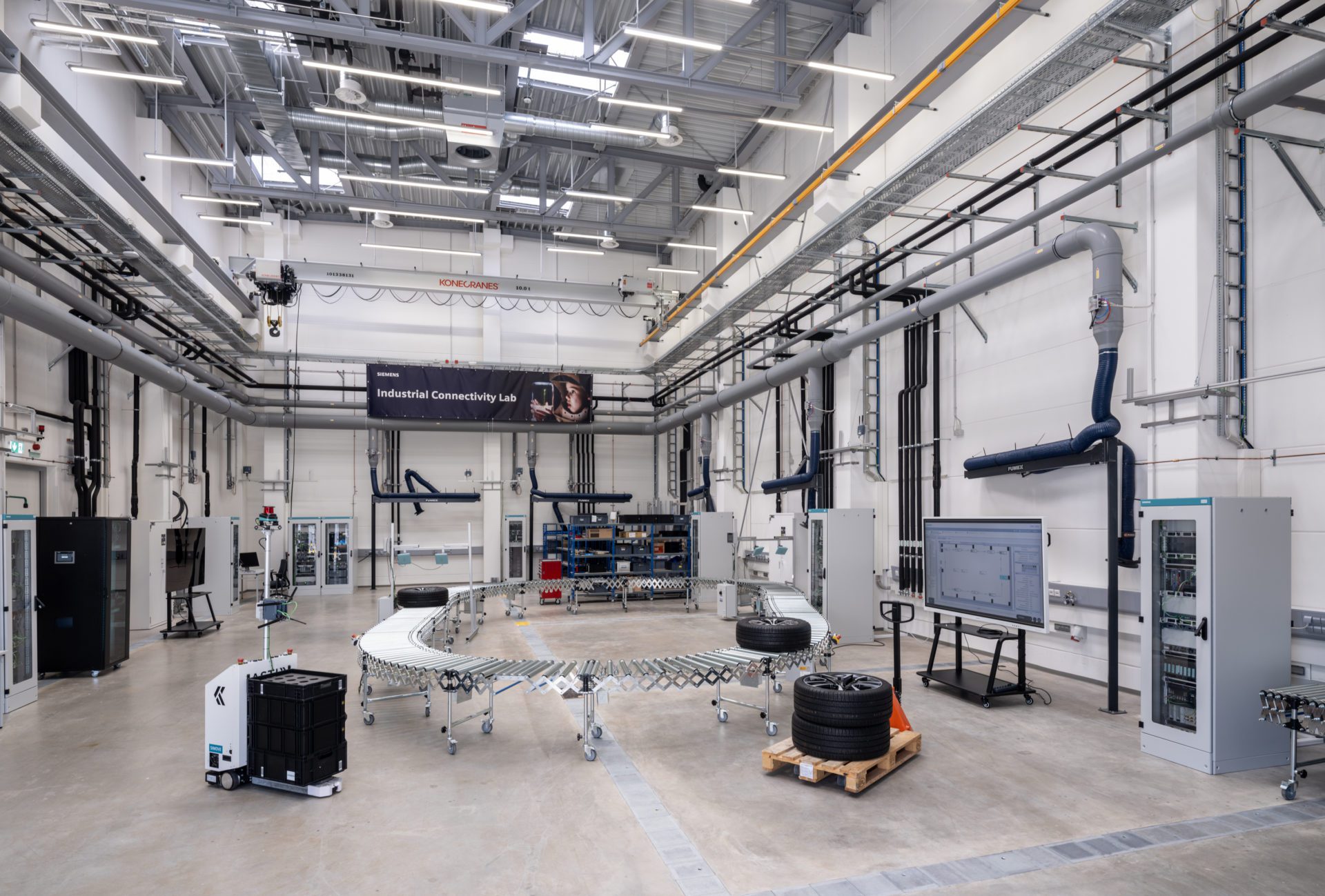 Siemens opens private 5G – and other industrial IoT – test lab for ...