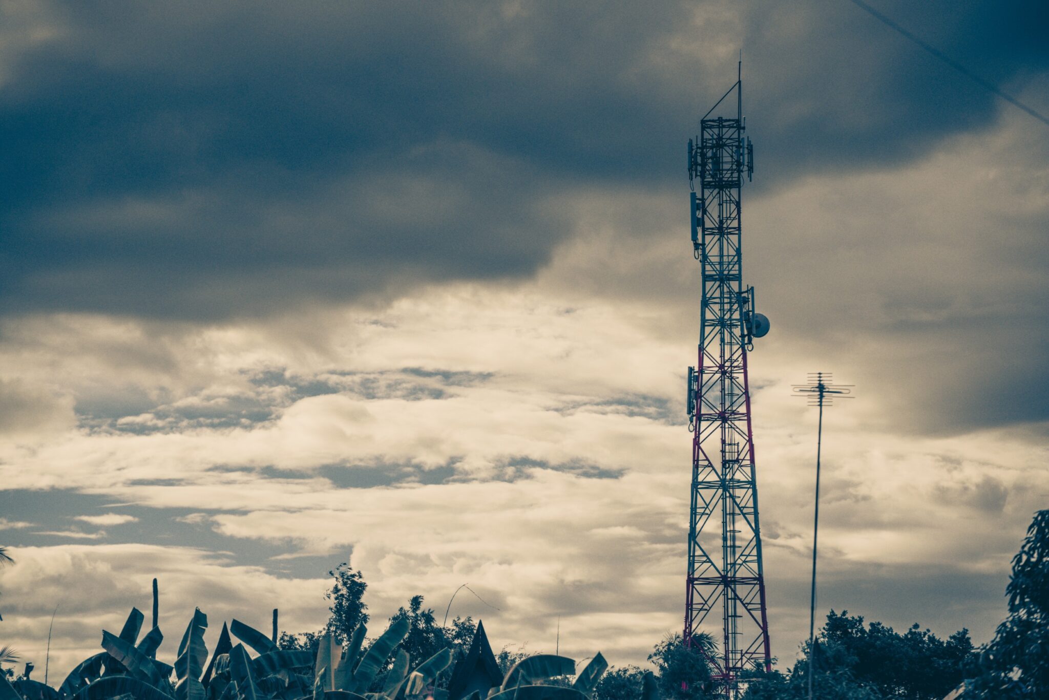 wireless carriers tower