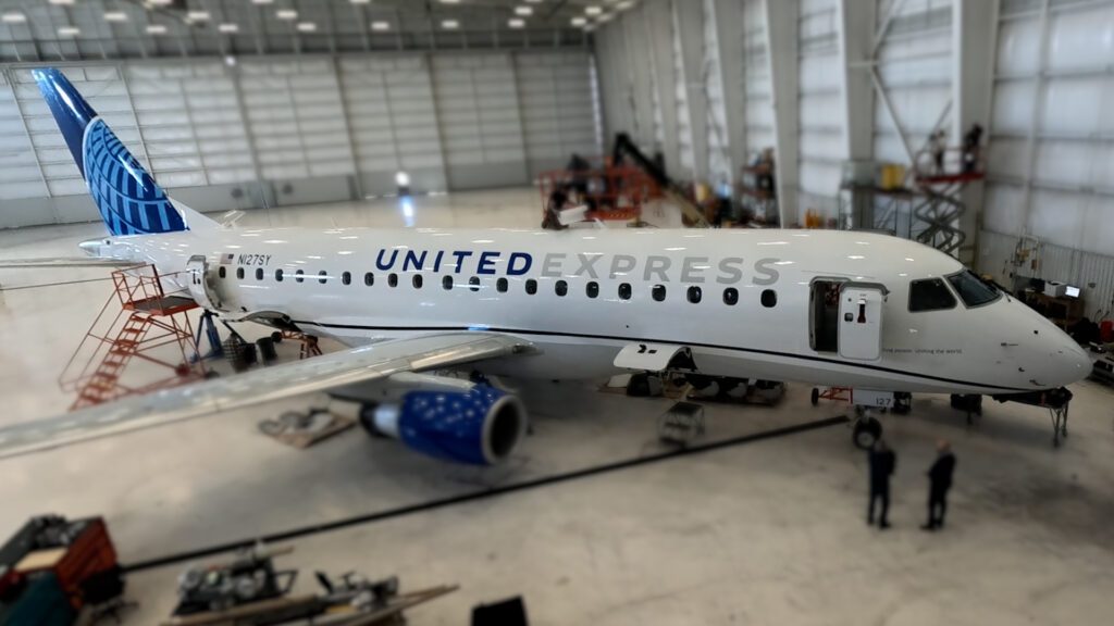 Amazon Kuiper preps for LEO launch; service to start this year 6 United Starlink FAA Img 3.31.25