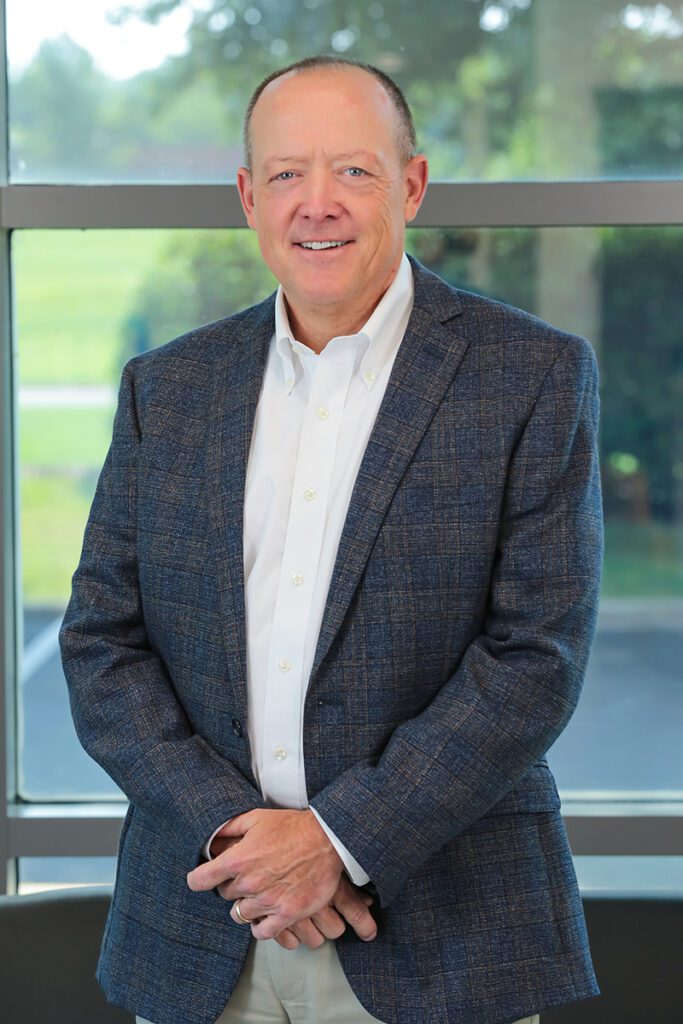 Steve Altizer Bio 683x1024 1